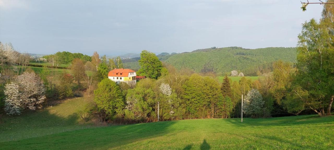 Apartmány Na Lontě Cotkytle Exterior foto